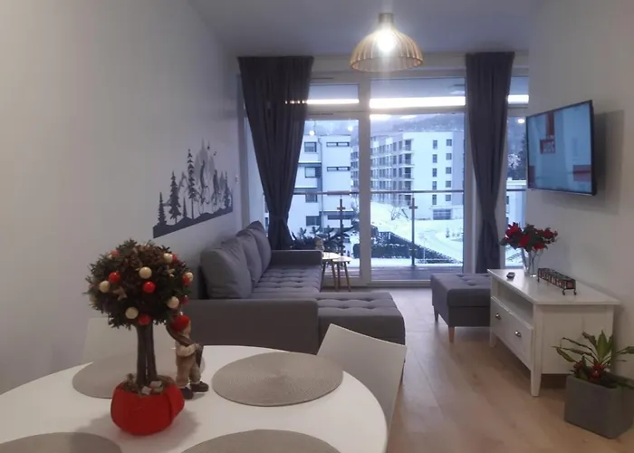 Pod Debowcem 44 Rowerek דירה ביילסקו-ביאלה